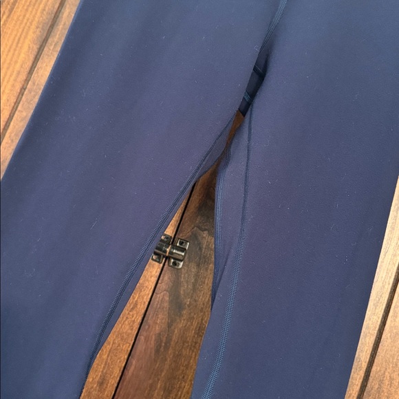 lululemon athletica Align High Rise 28” Leggings - Picture 6 of 9